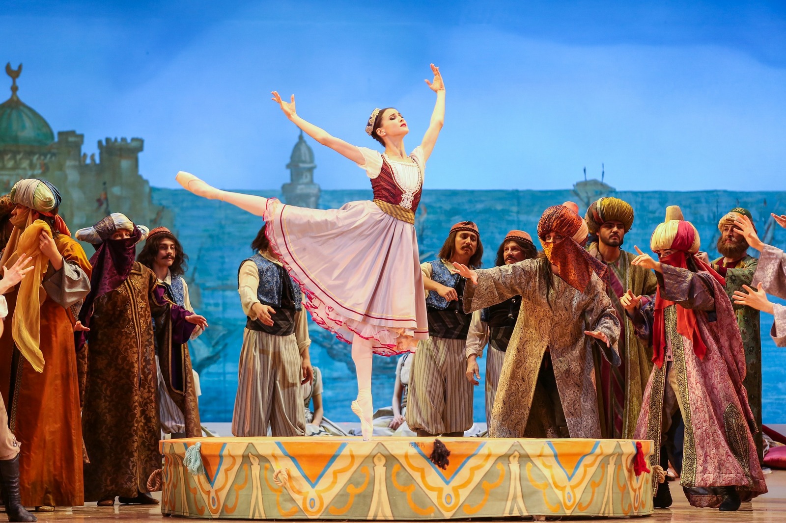 Le Corsaire. Back on stage in NOVAT - Photo №6