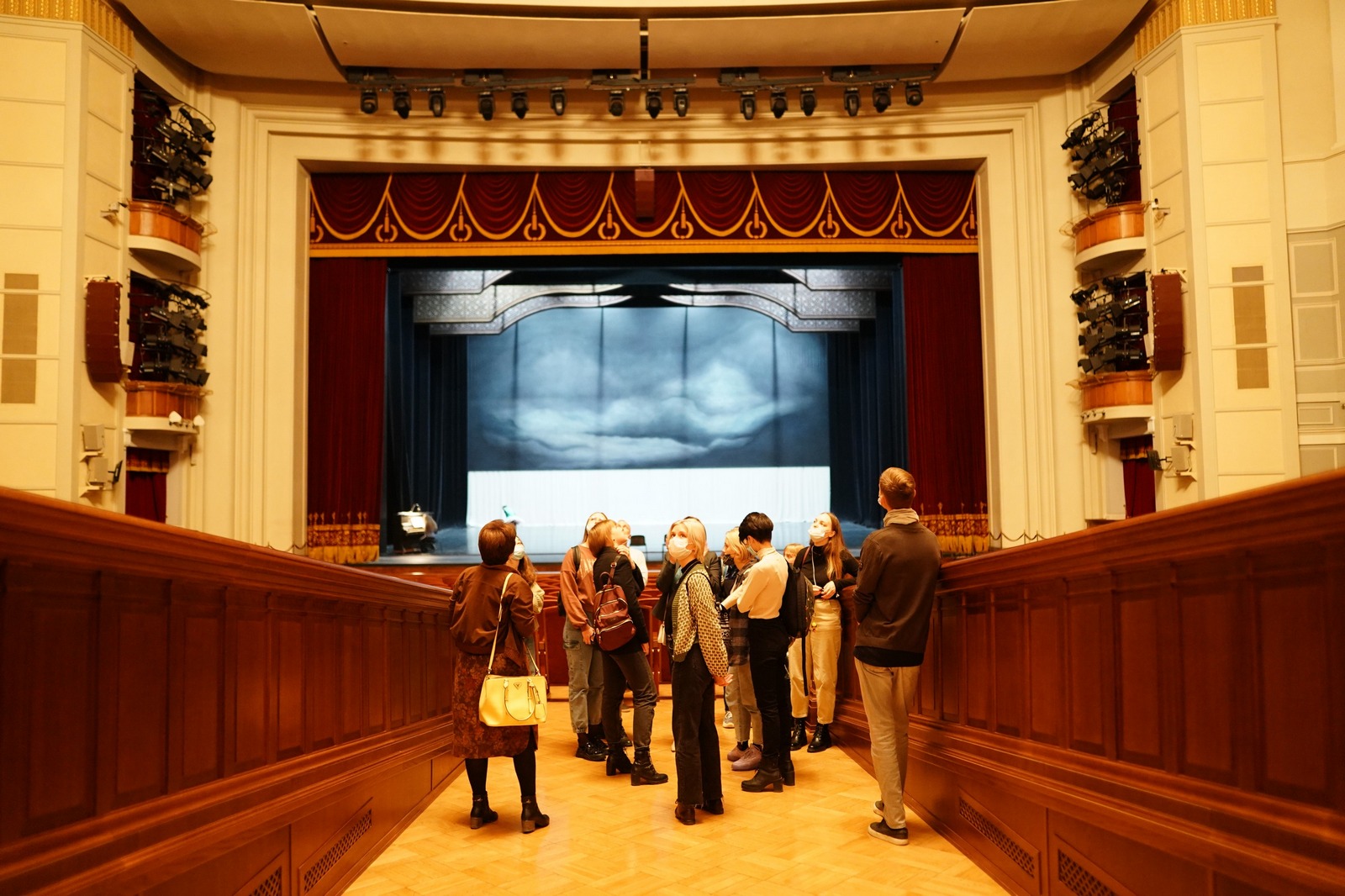 Обзорная экскурсия «Театр Победы»	 в НОВАТе - Фото №11