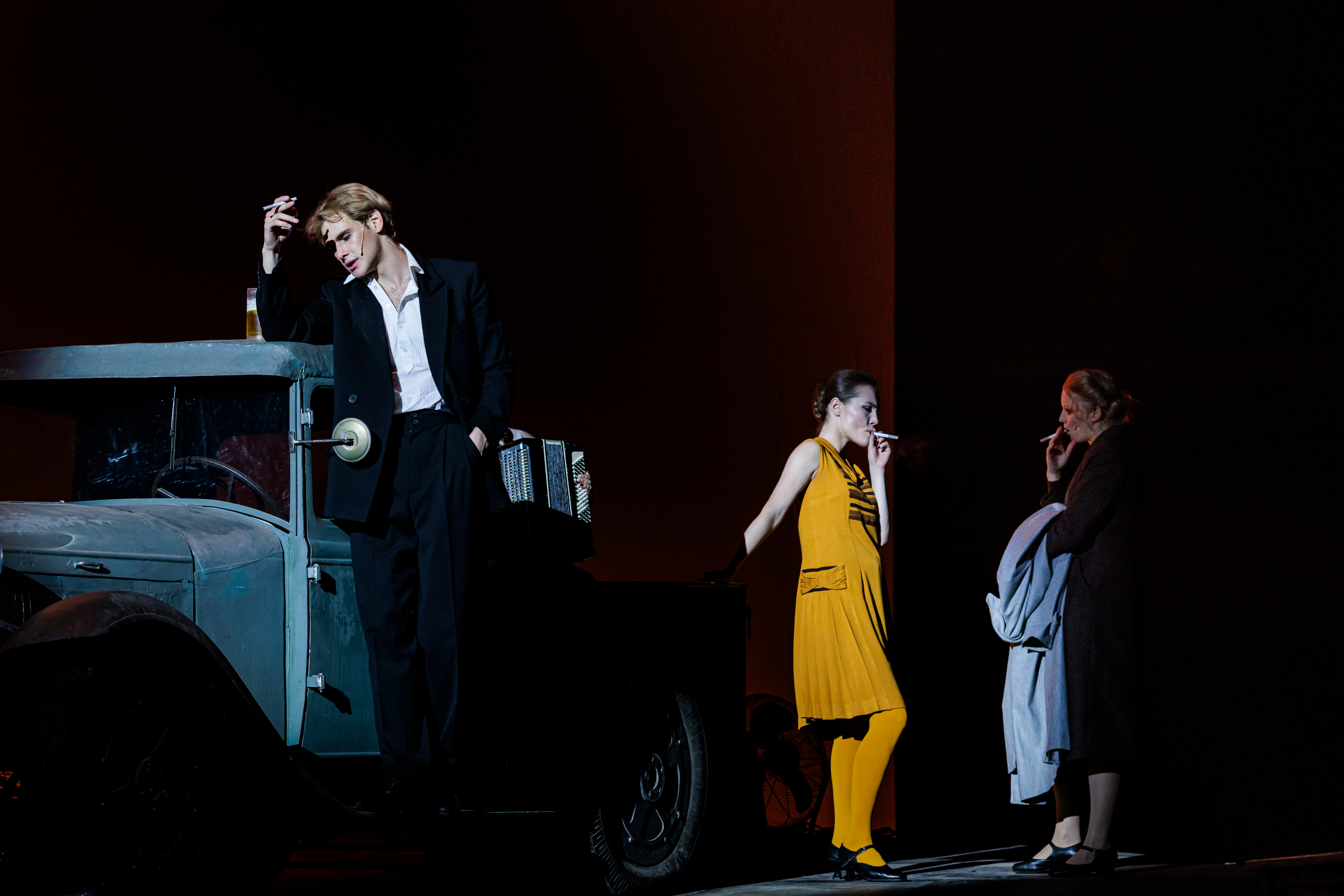 Женщины Есенина в НОВАТе - Фото №3