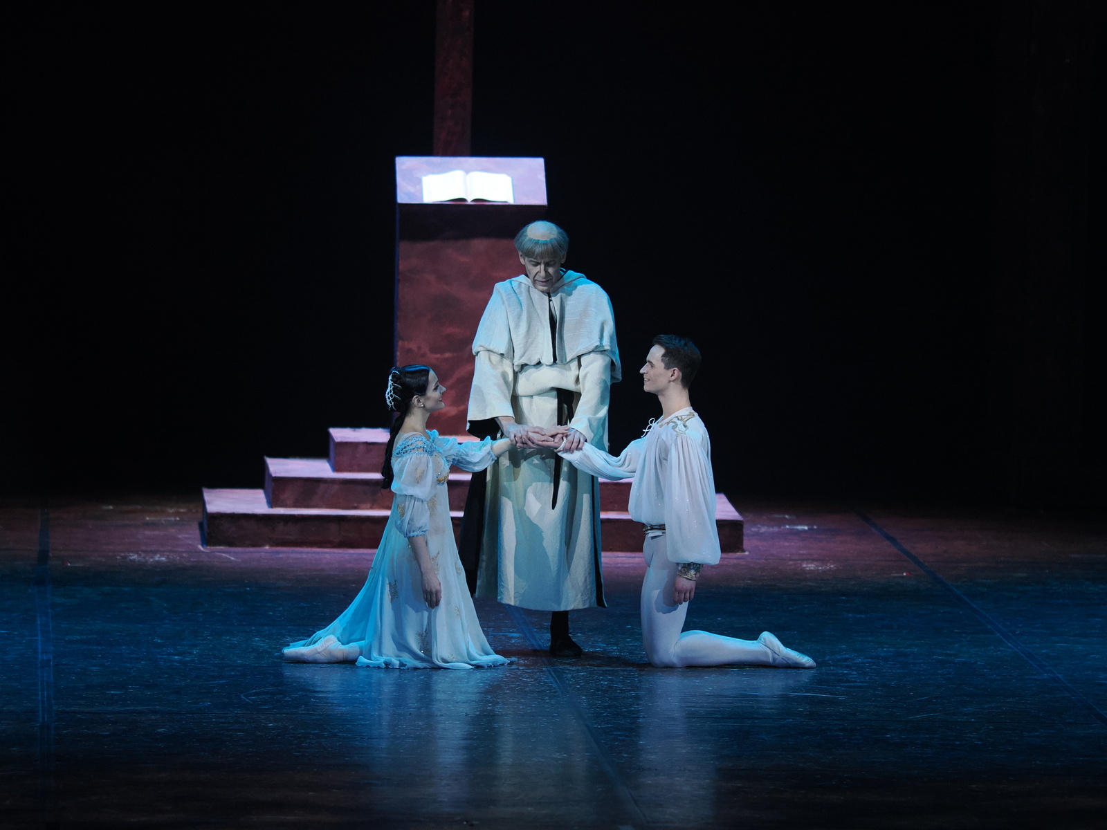 Анна Гермизеева: «Я благодарна за то, что у меня есть в театре» - НОВАТ - фото №22