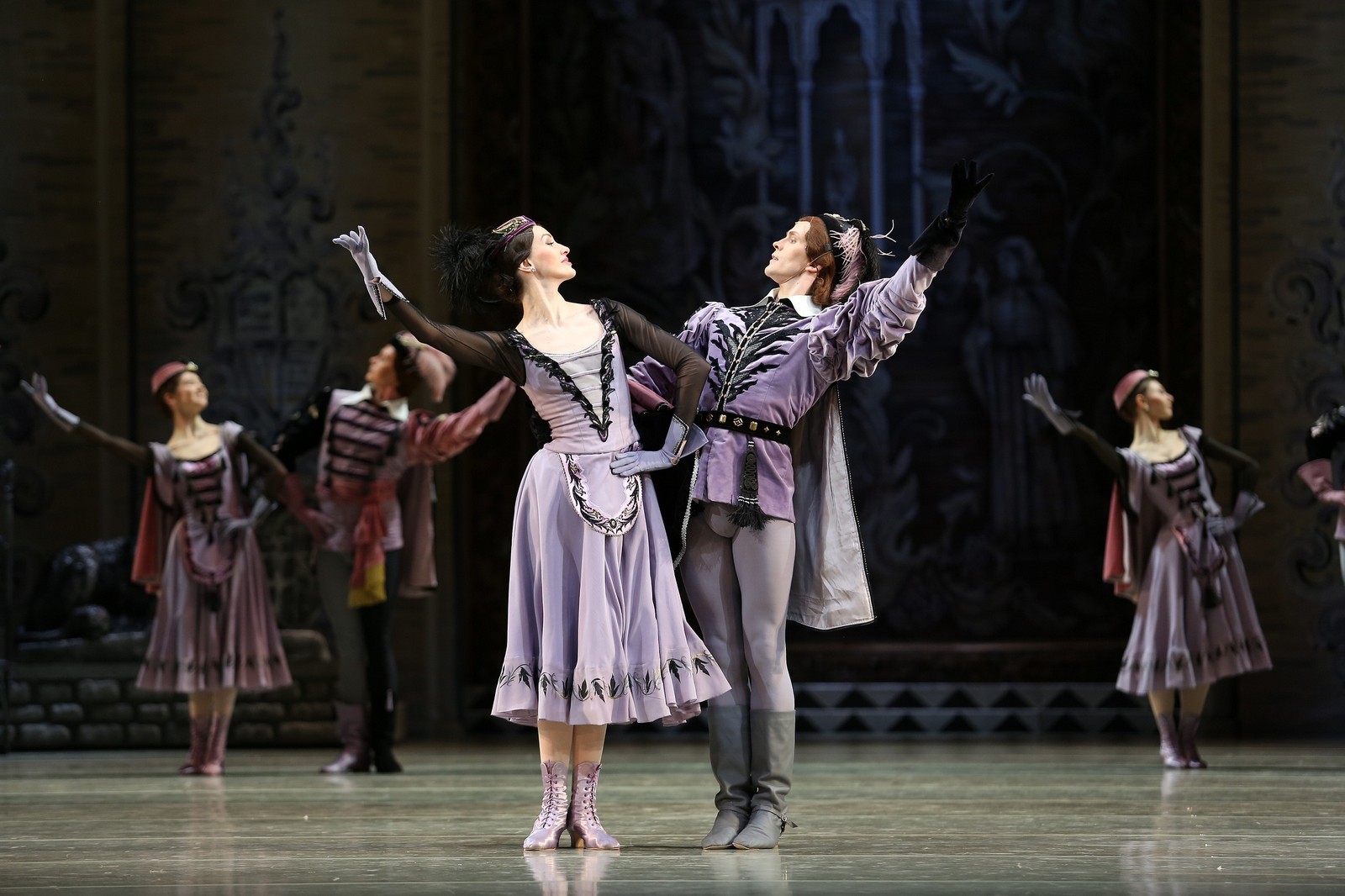 Премьера балета «Лебединое озеро» состоялась в НОВАТе - НОВАТ - фото №45