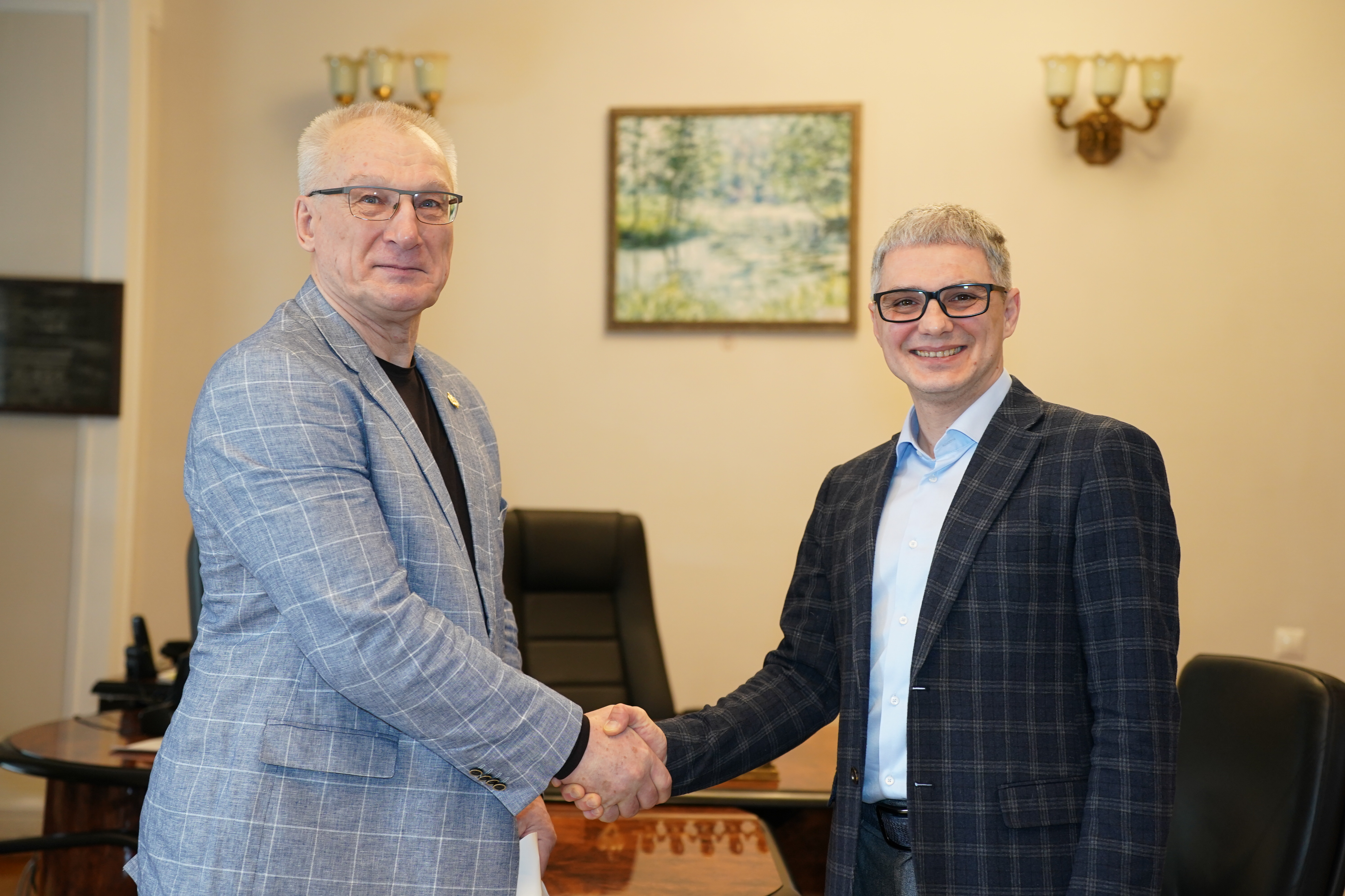 Ассоциация ветеранов СВО и Новосибирский театр оперы и балета заключили соглашение о сотрудничестве - НОВАТ - фото №4