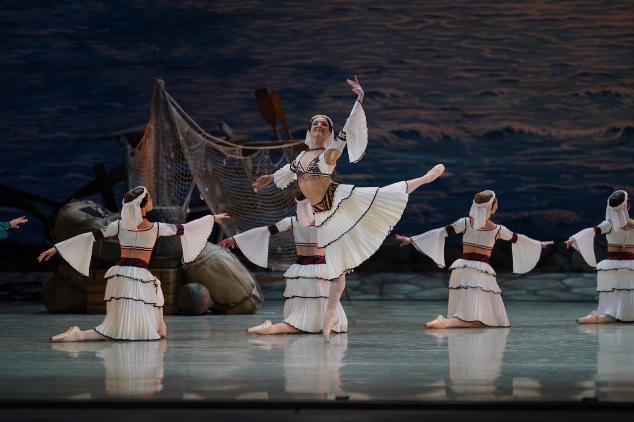 Сибирские истоки экшен-балета «Корсар» - НОВАТ - фото №12