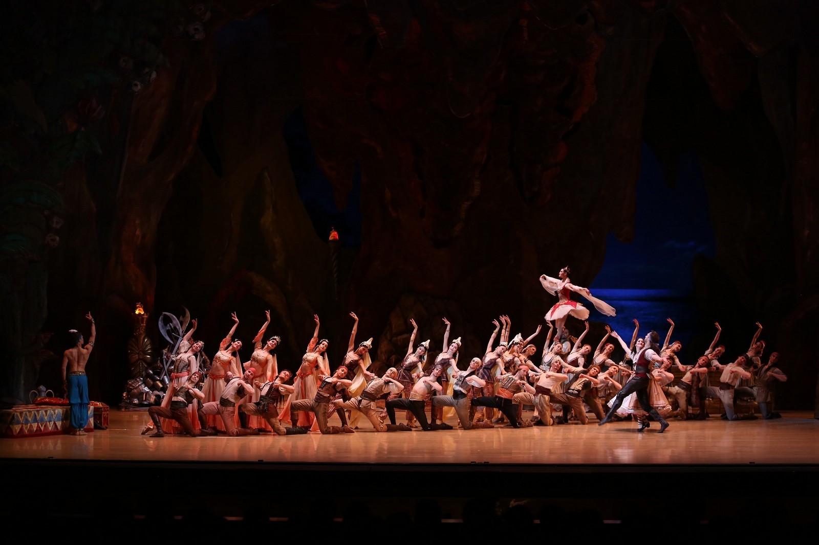 Le Corsaire. Back on stage in NOVAT - Photo №9