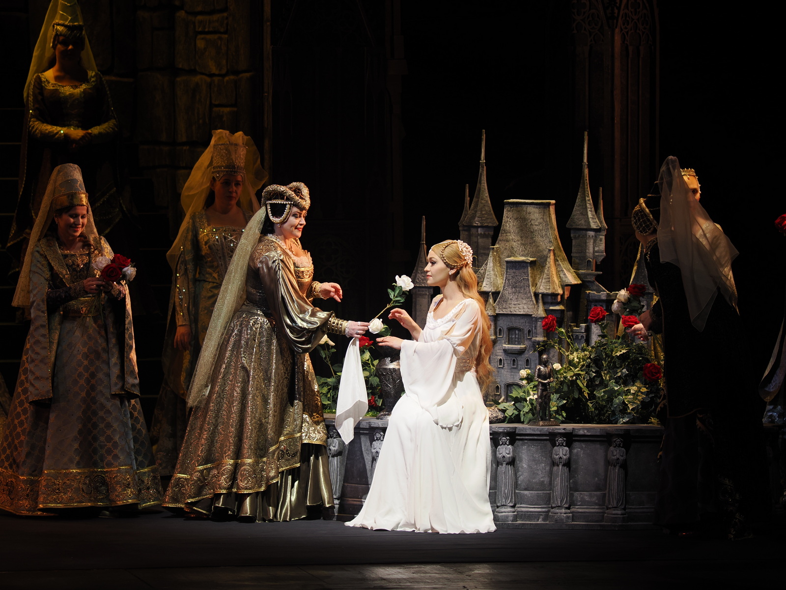 Режиссёр оперы «Иоланта» Иркин Габитов: «Самое главное в любом спектакле – чувственное начало» - НОВАТ - фото №8