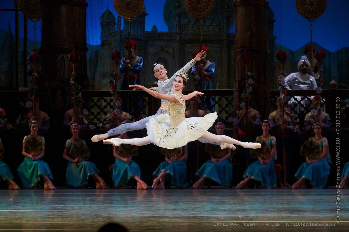 Прима-балерине НОВАТа Анне Одинцовой присвоено звание народного артиста России - НОВАТ - фото №10