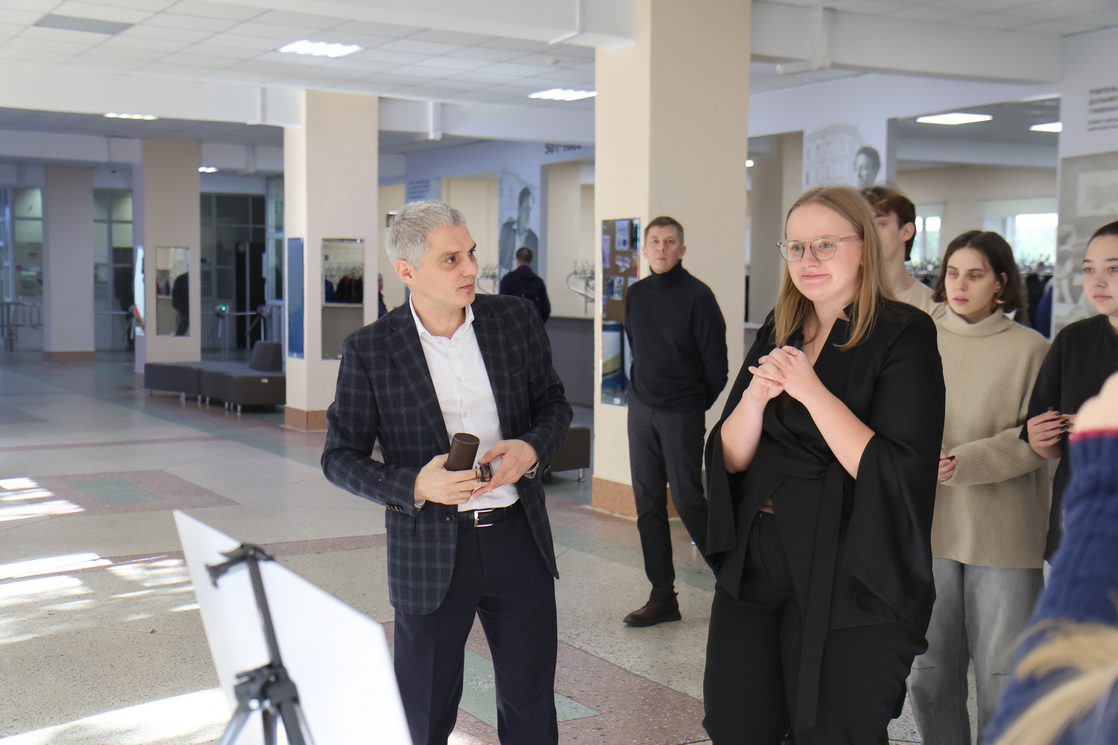 НОВАТ открывает в вузах Новосибирска цикл выставок «Донбасс. Прошлое и настоящее» - НОВАТ - фото №5