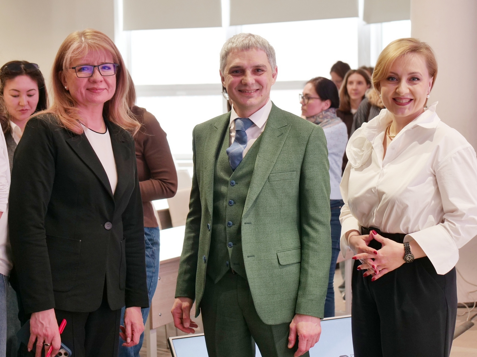 НОВАТ и НГУАДИ имени А. Д. Крячкова совместно провели Тотальный диктант - НОВАТ - фото №8