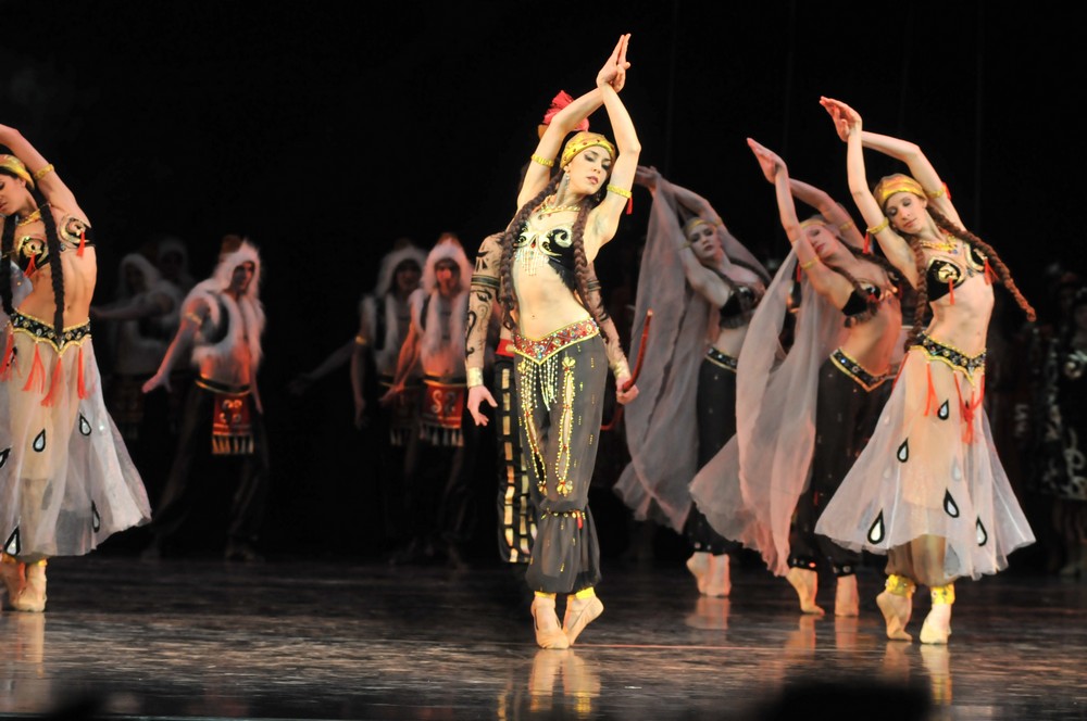 Битвы и триумфы в балетах в НОВАТе - Фото №2