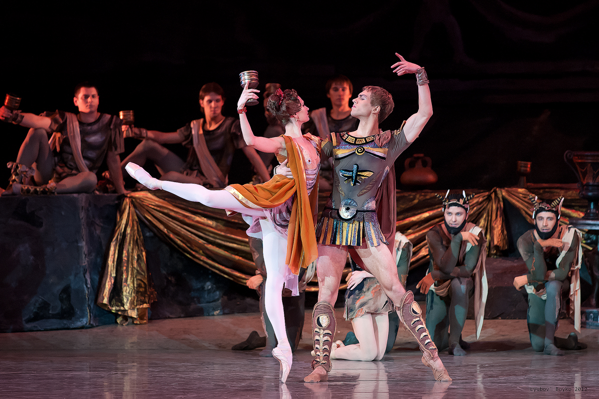 Прима-балерине НОВАТа Анне Одинцовой присвоено звание народного артиста России - НОВАТ - фото №11