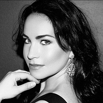 Ксения Дудникова: фото - НОВАТ