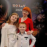 Новогоднее путешествие в мир театра для детей участников СВО - НОВАТ - фото №2